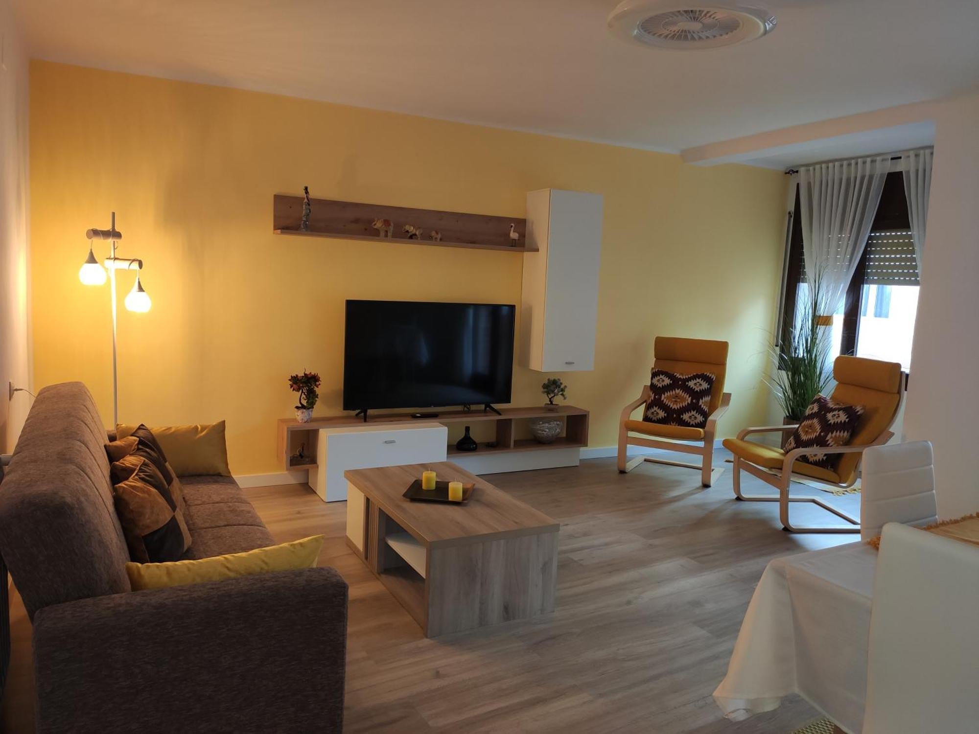 Apartamento Confort II La Seu d'Urgell Exterior foto